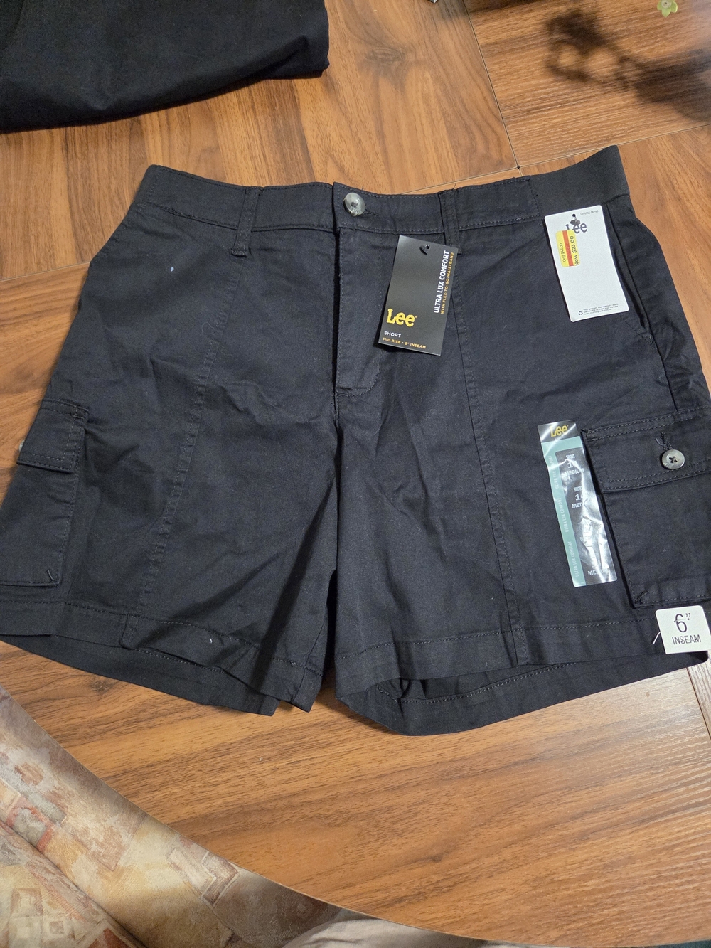 Lee Women's Black Cargo Shorts - Utility Pocket Style